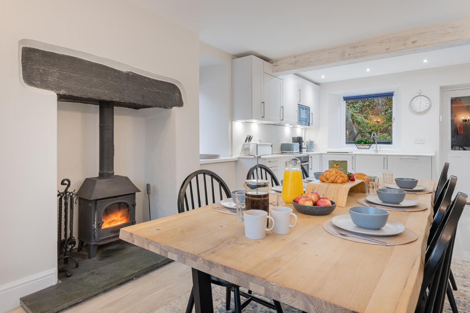 Rockwood- Family With Hot Tub Grasmere